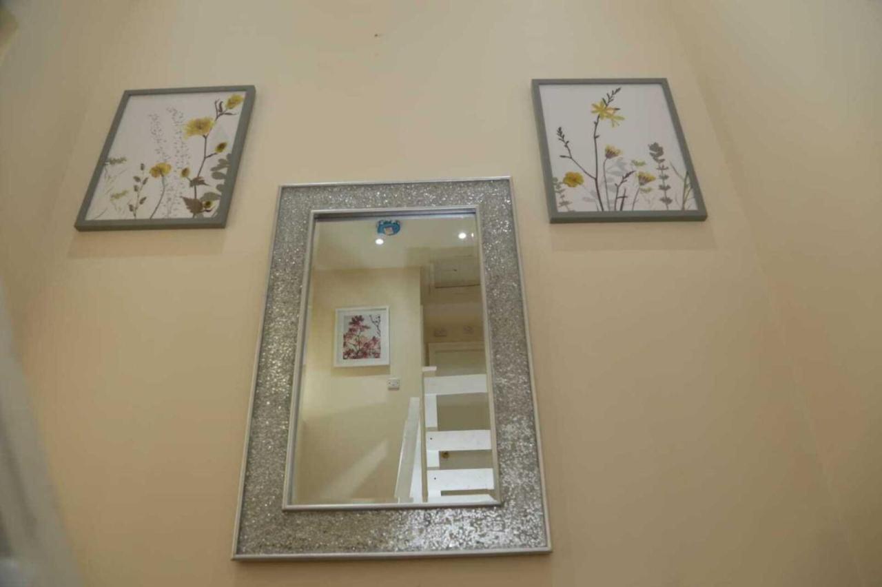 Budget 4-bedrooms In Thamesmead Casa vacanze *