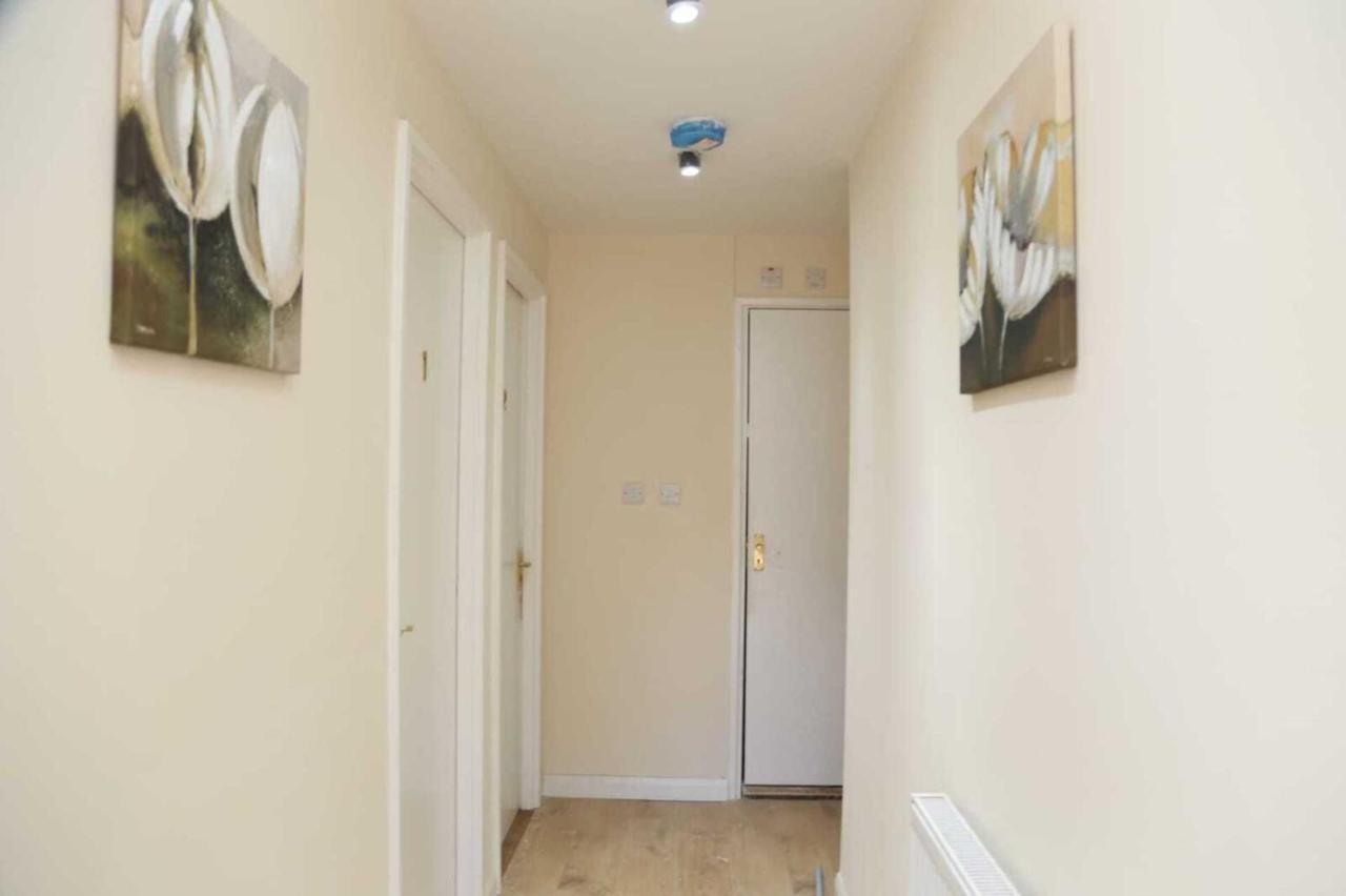 Budget 4-bedrooms In Thamesmead Casa vacanze