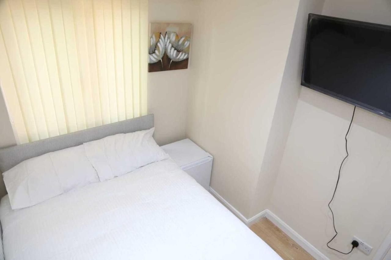 Casa vacanze Budget 4-bedrooms In Thamesmead *