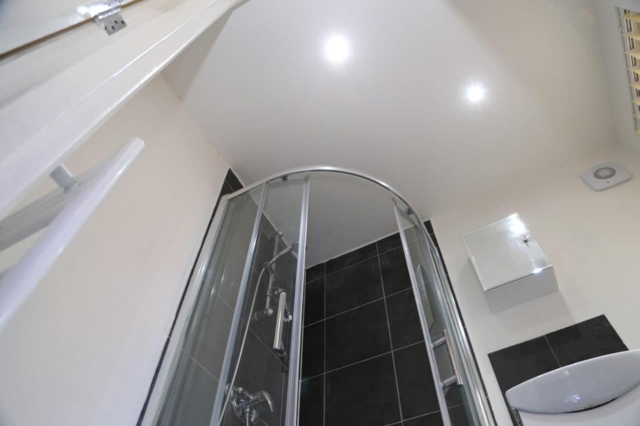 Budget 4-bedrooms In Thamesmead Casa vacanze